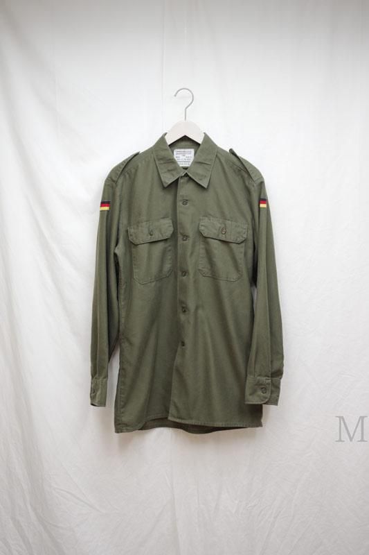 今 話題 の 人気 商品 古着 レディース ドイツ軍 ユーロミリタリーシャツ メンズ トップス