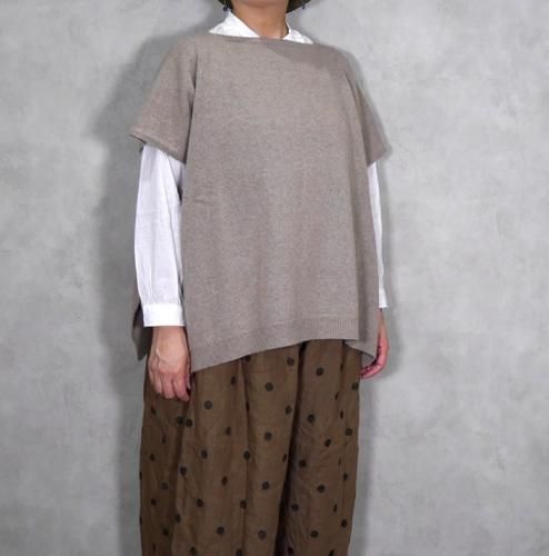 <img class='new_mark_img1' src='https://img.shop-pro.jp/img/new/icons20.gif' style='border:none;display:inline;margin:0px;padding:0px;width:auto;' />30%off Calimar ޡ/ NCL1862B/ Plain Poncho