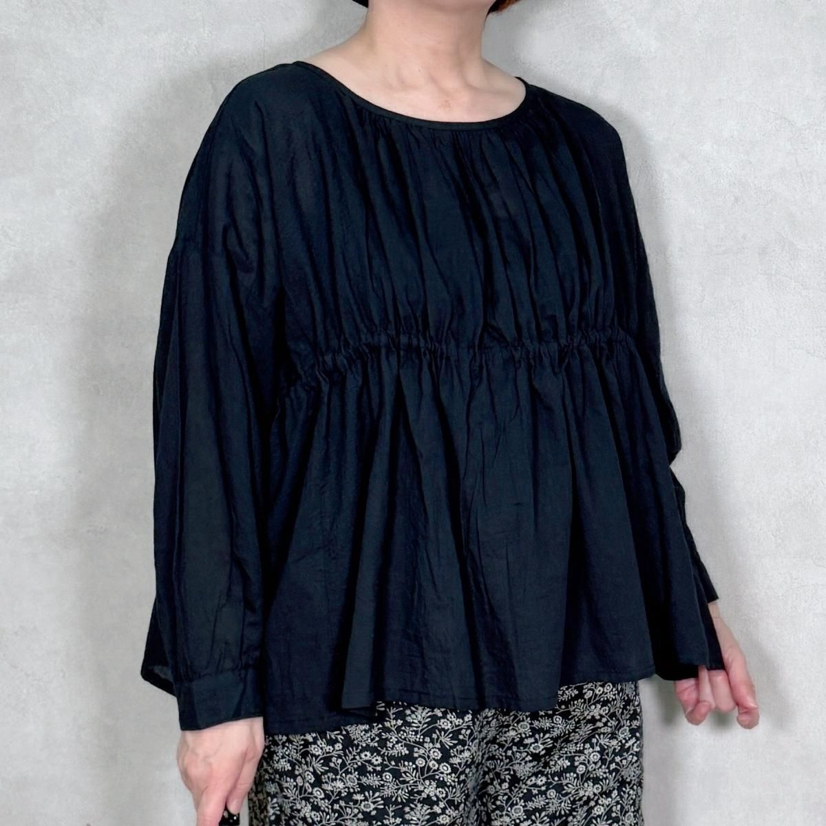 <img class='new_mark_img1' src='https://img.shop-pro.jp/img/new/icons11.gif' style='border:none;display:inline;margin:0px;padding:0px;width:auto;' />soil / NSL25611 Cotton Dobie Dot Patchwork 2Way Gathered Smock