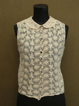 early 20th c. cream lace gilet