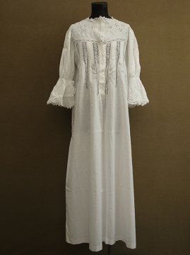 early 20th c. white embroidered long dress 