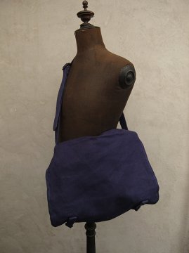 mid 20th c. blue linen shoulder bag dead stock