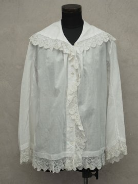 late19th - early 20th c. blouse with lace