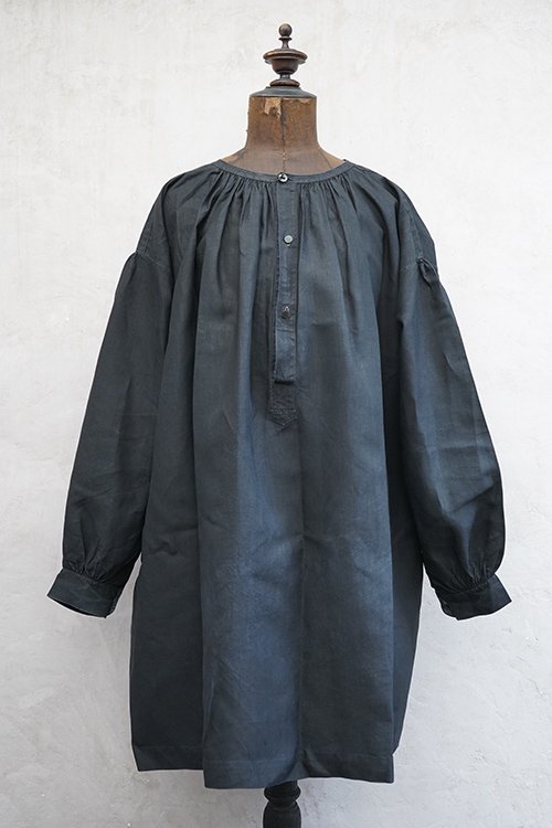 early 20th c. indigo linen smock 