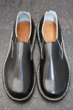 vintage balck leather slip-ons NOS