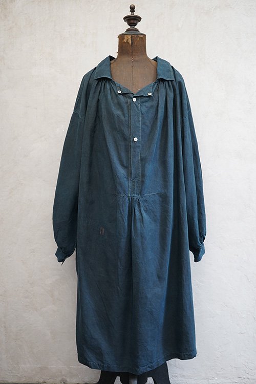 early 20th c. indigo linen smock 