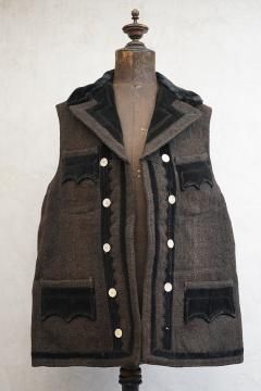 cir. 1930's Transylvanian heavy wool gilet