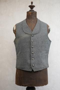 early 20th c. patterned wool gilet