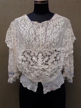 cir. 1900's cream lace blouse