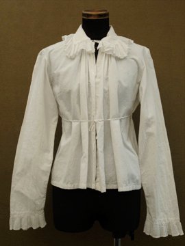 cir. 19th c. - 1900's white blouse