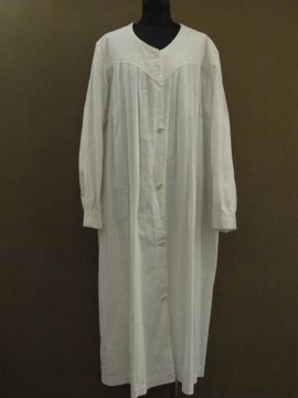 early 20th c. white cotton smock / coat