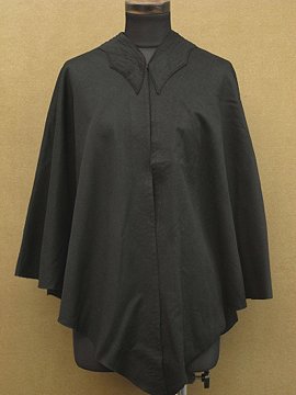 cir.1930's black wool cape
