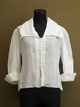 cir.1920's-1940's white dots blouse