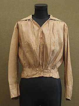 1910's beige silk blouse