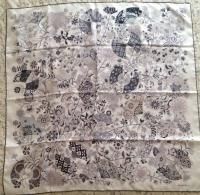 BNIB HERMES FLEURS ET PAPILLONS DE TISSUS 90cm Scarf