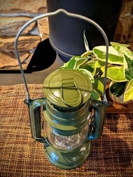 MERCURY ﾊﾘｹｰﾝﾗﾝﾀﾝ ｶｰｷ - もっと気に入るインテリアと雑貨のお店