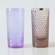 Saara Hopea/サーラ・ホペアデザインのNyppylä/ニュップラを2点掲載しました。