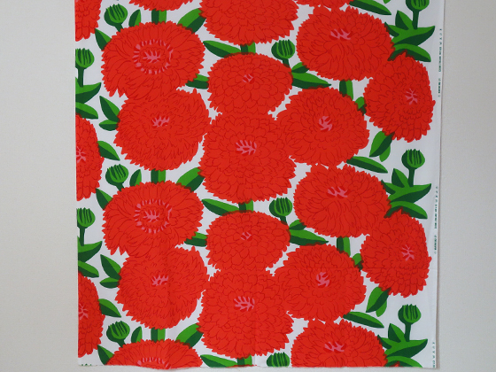 marimekko/マリメッコ PRIMAVERA レッド 143×158cm|北欧ヴィンテージのpippuri(ピップリ)