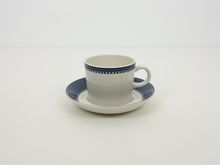 ARABIA/アラビア　Teema/ティーマ　コーヒーカップ&ソーサー　ホワイト(青い模様あり) 005|北欧ヴィンテージのpippuri(ピップリ)