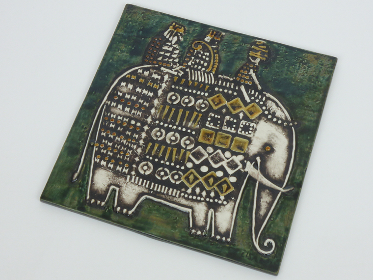GUSTAVSBERG/グスタフスベリ Lisa Larson Unik Elefant(ゾウ