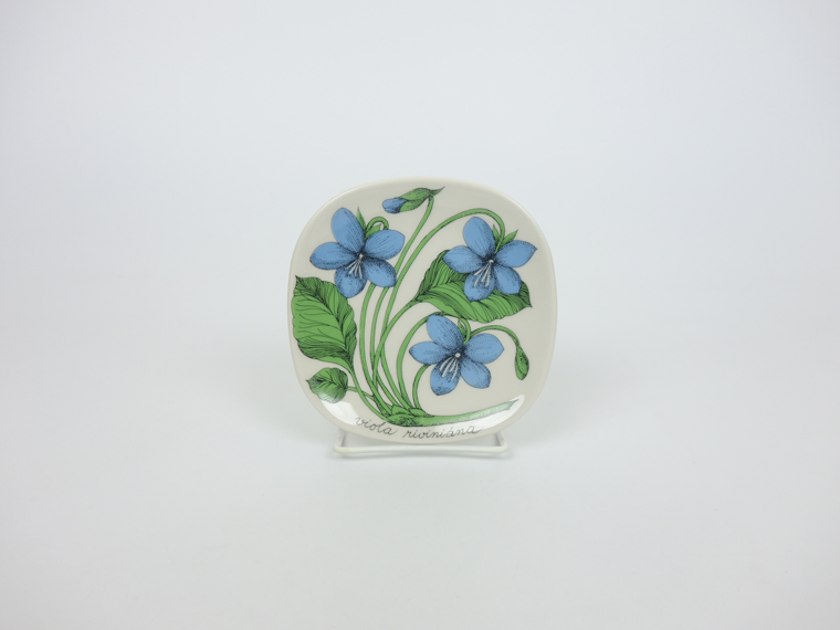 ARABIA アラビア　Botanica（ボタニカ）シリーズ　花瓶 ① ARABIA / Botanica / フラワーベース | Piröleikki