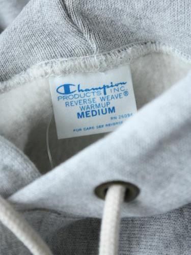 Champion チャンピオン リバースウィーブ スウェットパーカー 正規通販 神戸のセレクトショップtapir タピア Champion チャンピオン リバースウィーブ スウェットパーカー 正規通販 神戸のセレクトショップtapir タピア