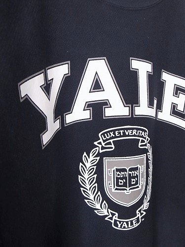 Champion (チャンピオン) リバースウィーブクルーネックスウェット YALE 正規通販-神戸セレクトショップTapir (タピア)