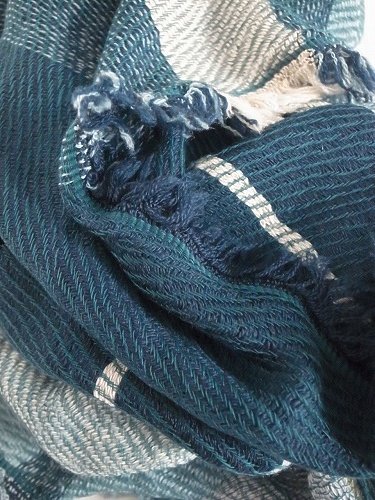 tamaki niime ڿ roots shawl wool  cotton middle