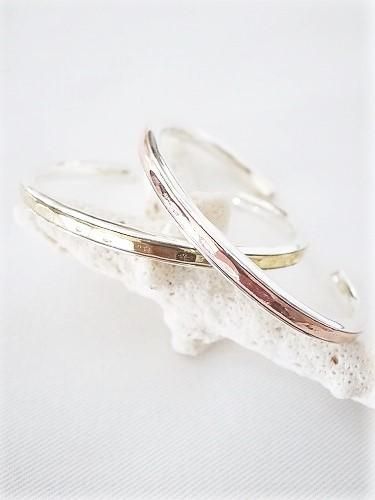 Slow Rise silver roll bangle unisex