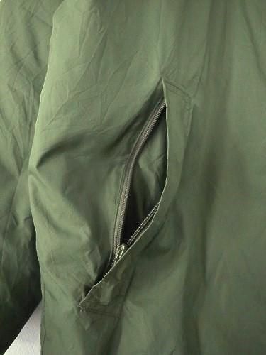 イギリス軍リバーシブルオリーブ/サンドサーマルジャケット（収納袋付）【実物美品】 イギリス軍リバーシブルオリーブ/サンドサーマルジャケット（収納袋付