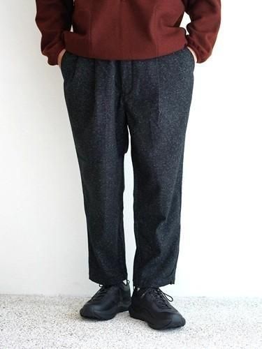 STILL BY HAND (スティルバイハンド) シルクネップテーパードパンツ