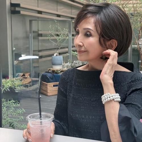 ウィッグ セレネショートプレミアム<img class='new_mark_img2' src='https://img.shop-pro.jp/img/new/icons5.gif' style='border:none;display:inline;margin:0px;padding:0px;width:auto;' />