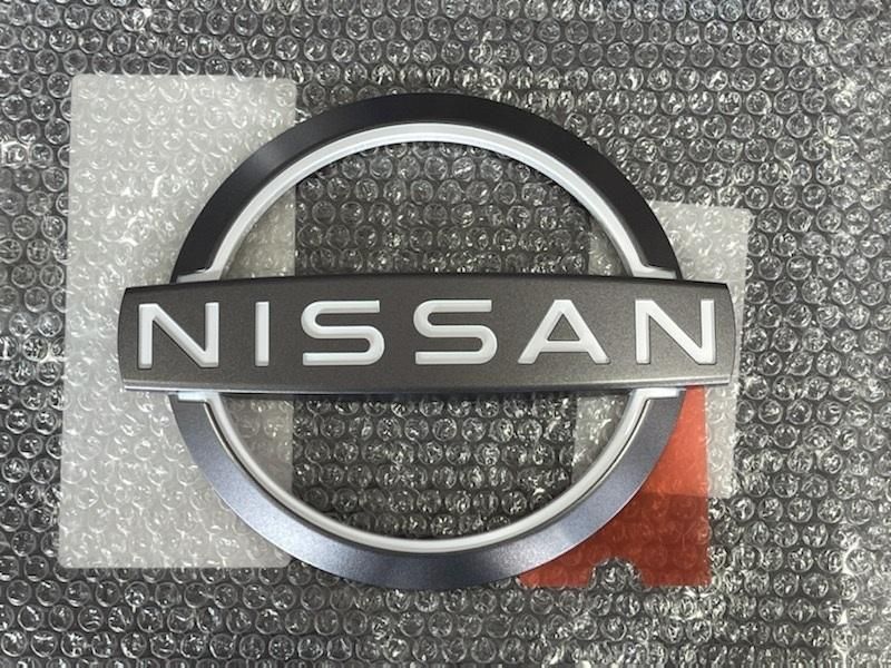 デポーNISSAN エンブレム 車外アクセサリー