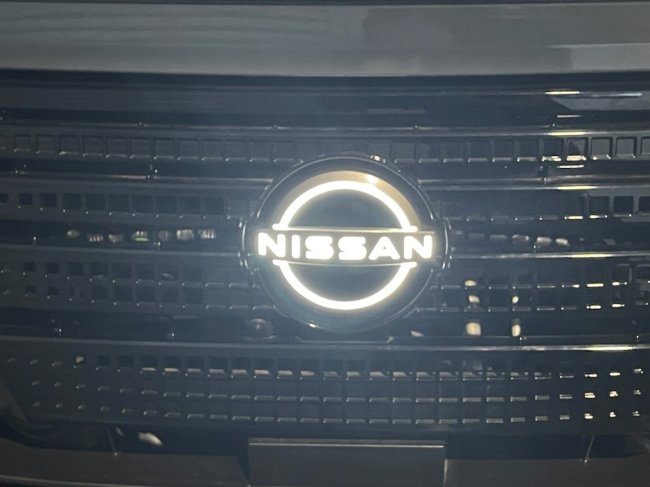 NISSAN LEDエンブレム - 350 MOTORING