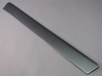 NV350 キャラバン リアゲートガーニッシュカバー - 350 MOTORING