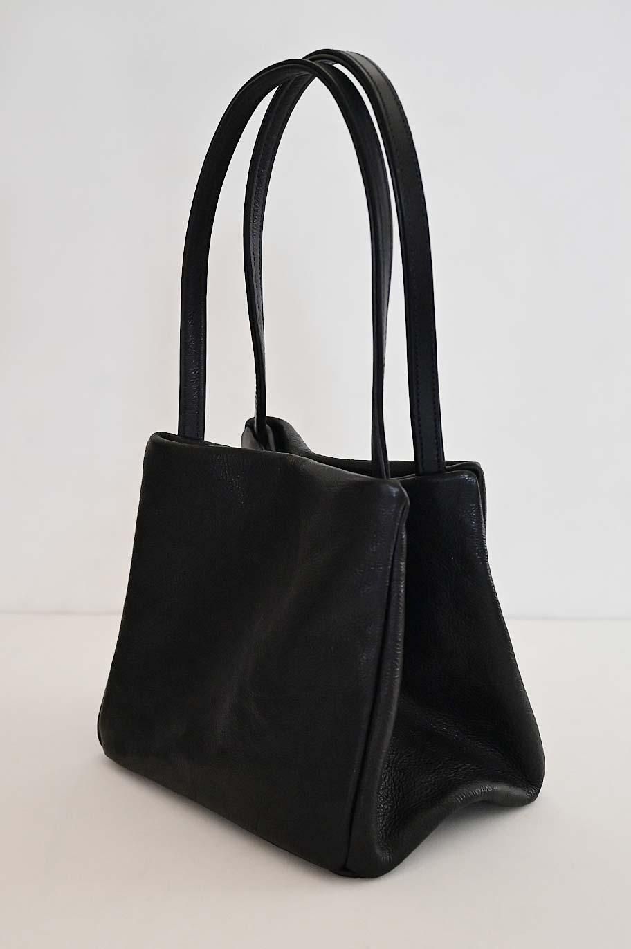 Vinヴィン／Cube bag黒　SizeS Vinヴィン／Cube bag黒 SizeS - メルカリ