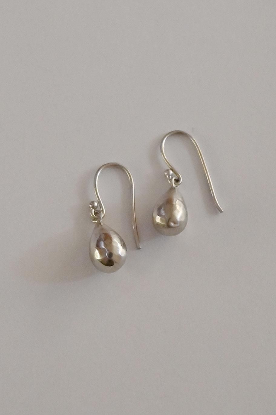 Large Silver Snowball Earrings (Tej Kothari) - SOURCE  objects（ソウス・オブジェクツ）公式通販