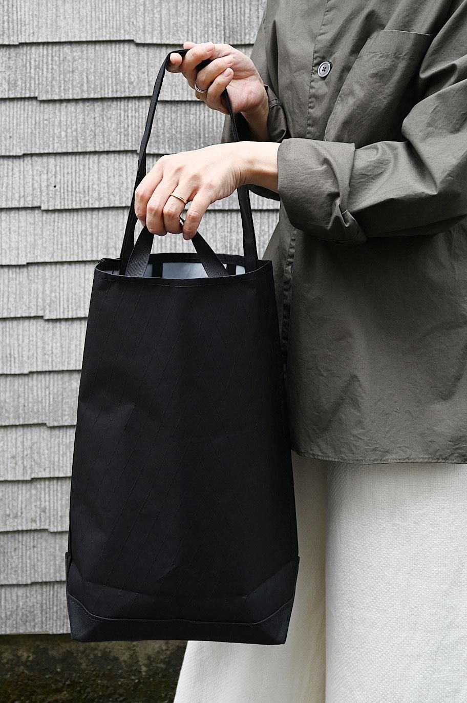 BAGUETTE TOTE WITH HANDLE / X-PAC - TEMBEA - TONE Online Shop