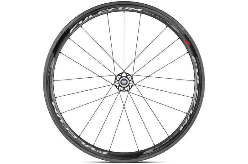 フルクラム FULCRUM レーシングクワトロカーボン RACING QUATTRO