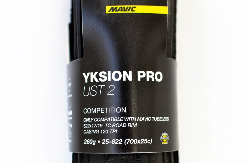 MAVIC マビック YKSION PRO 700×25C イクシオンプロ UST2 チューブレス 