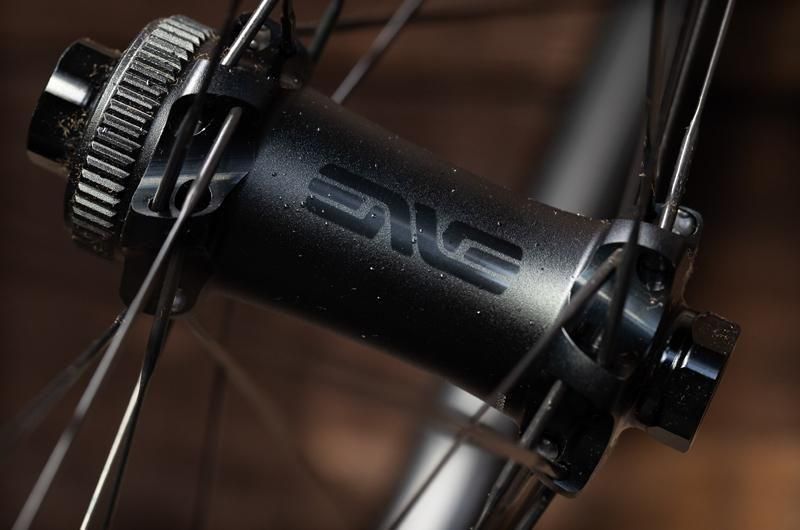 ENVE エンヴィ SES 3.4 NEW DISC カーボン ホイールセット (2025)