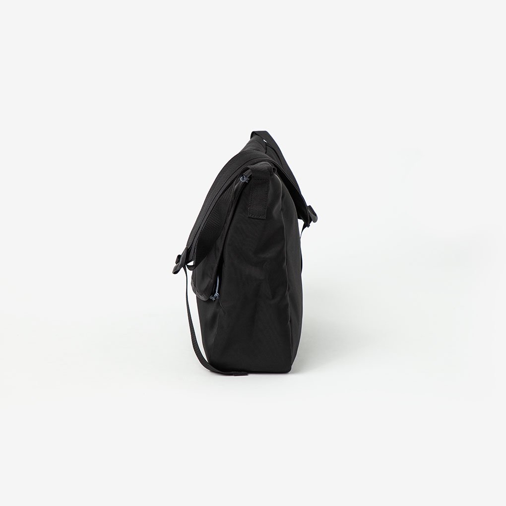 KaILI / LAZY SCHOOL BAG - BLACK | ONE TENTH