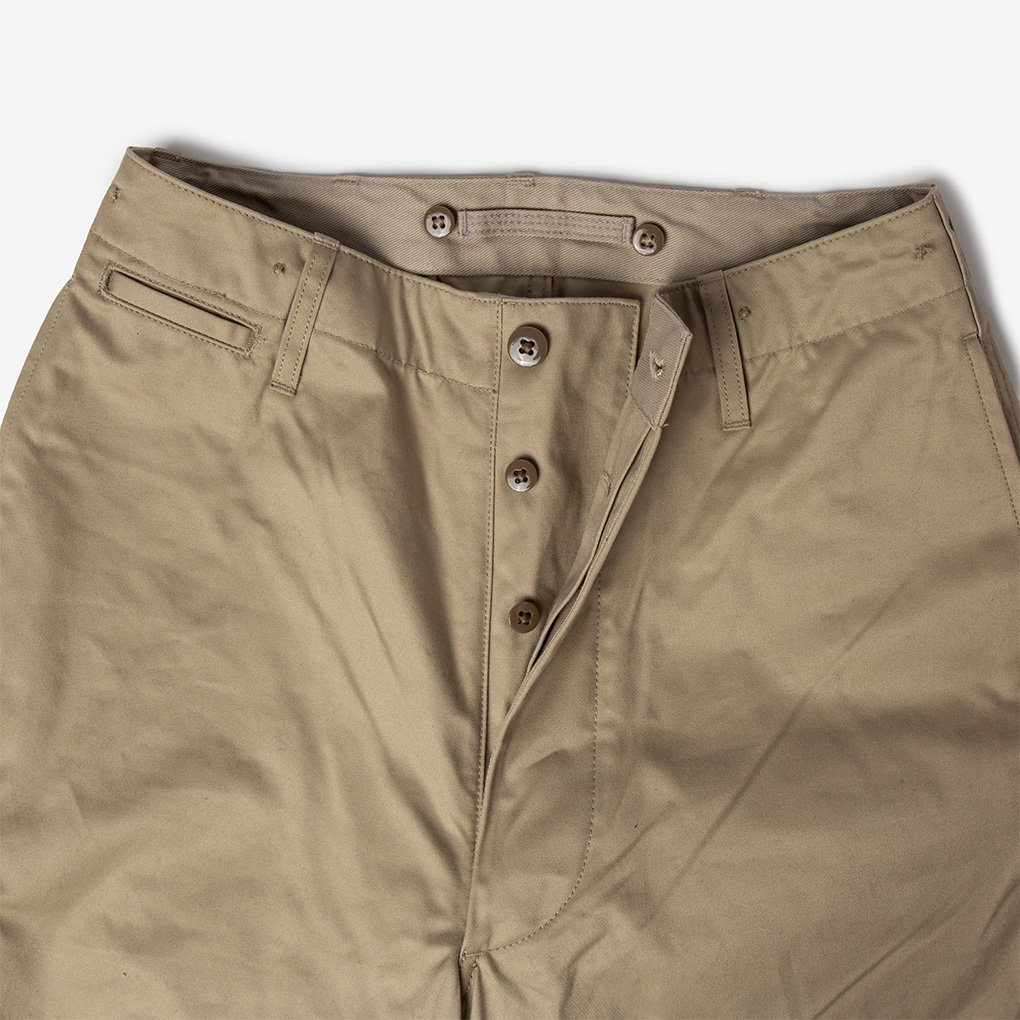 Nigel Cabourn / NEW BASIC CHINO PANTS - LIGHT BEIGE｜ONE TENTH正規通販