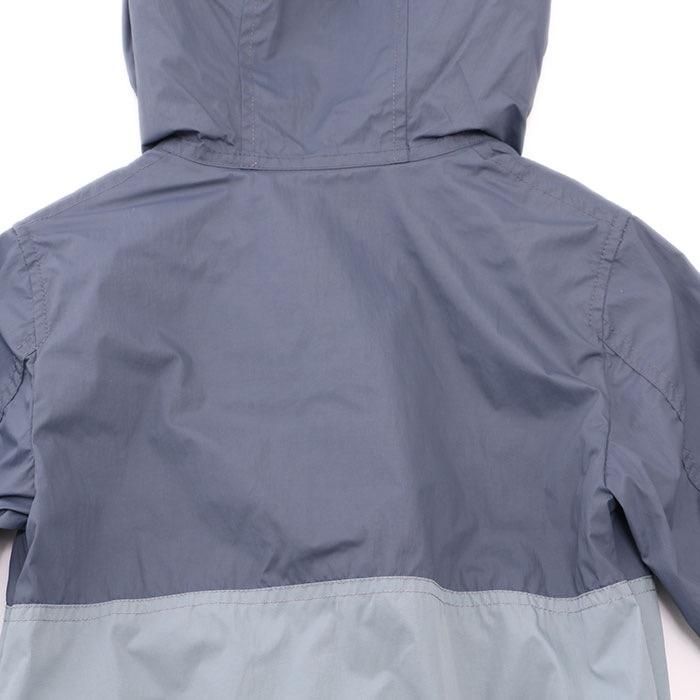 新品】 ポーチ付きナイロンジャケット 6Y バーバリーチルドレン