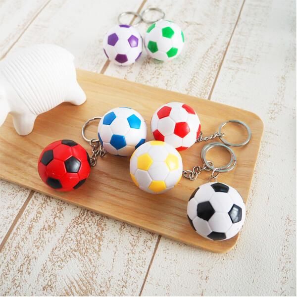 新カラフルなサッカーボールキーホルダー ランダム1個 | ボール 新カラフルなサッカーボールキーホルダー ランダム1個 | ボール