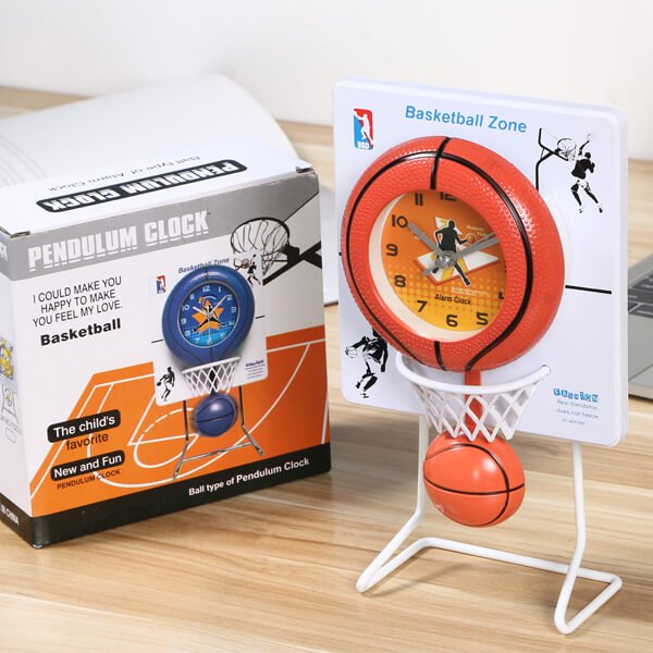 バスケのゴール付き フライングクロック 時計 ボールグッズ通販サイト の グラシアス が販売中