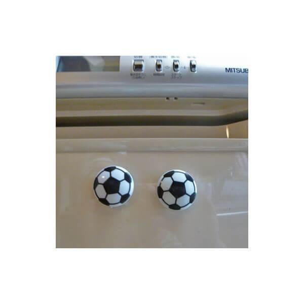セットでお得 サッカーボール型 プラスチックマグネット 丸型 単価60円 ボールグッズ通販サイト の グラシアス が販売中 セットでお得 サッカーボール型 プラスチックマグネット 丸型 単価60円 ボールグッズ通販サイト の グラシアス が販売中