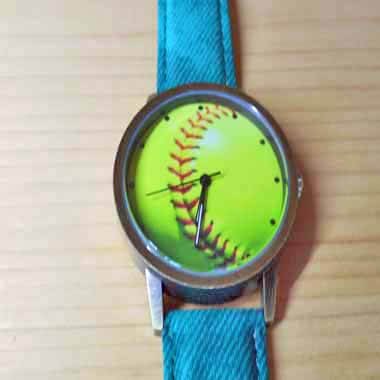 入手困難な野球ボール腕時計 ボールグッズ通販サイト の グラシアス が販売中