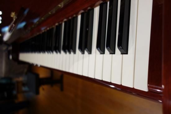 KAWAI CS-14M (＃2484670)アップライトピアノ | 新品ピアノ