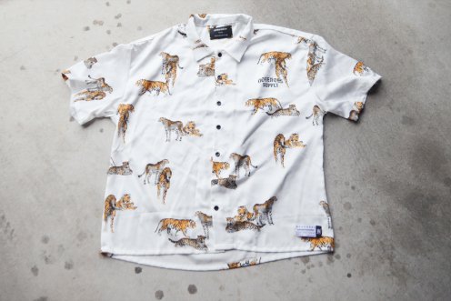 Tiger pattern big shirts